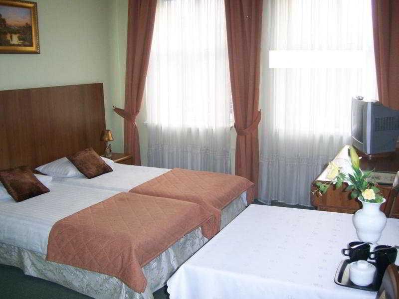 Aparthotel Astor Краків Екстер'єр фото